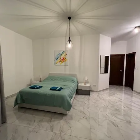 Mediterranean Escape - 3 Bedroom Gozo Apartment *